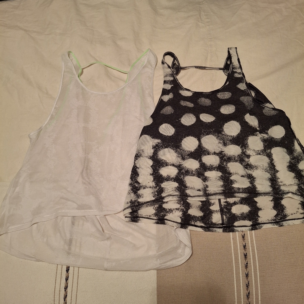 VEUC lululemon tank tops